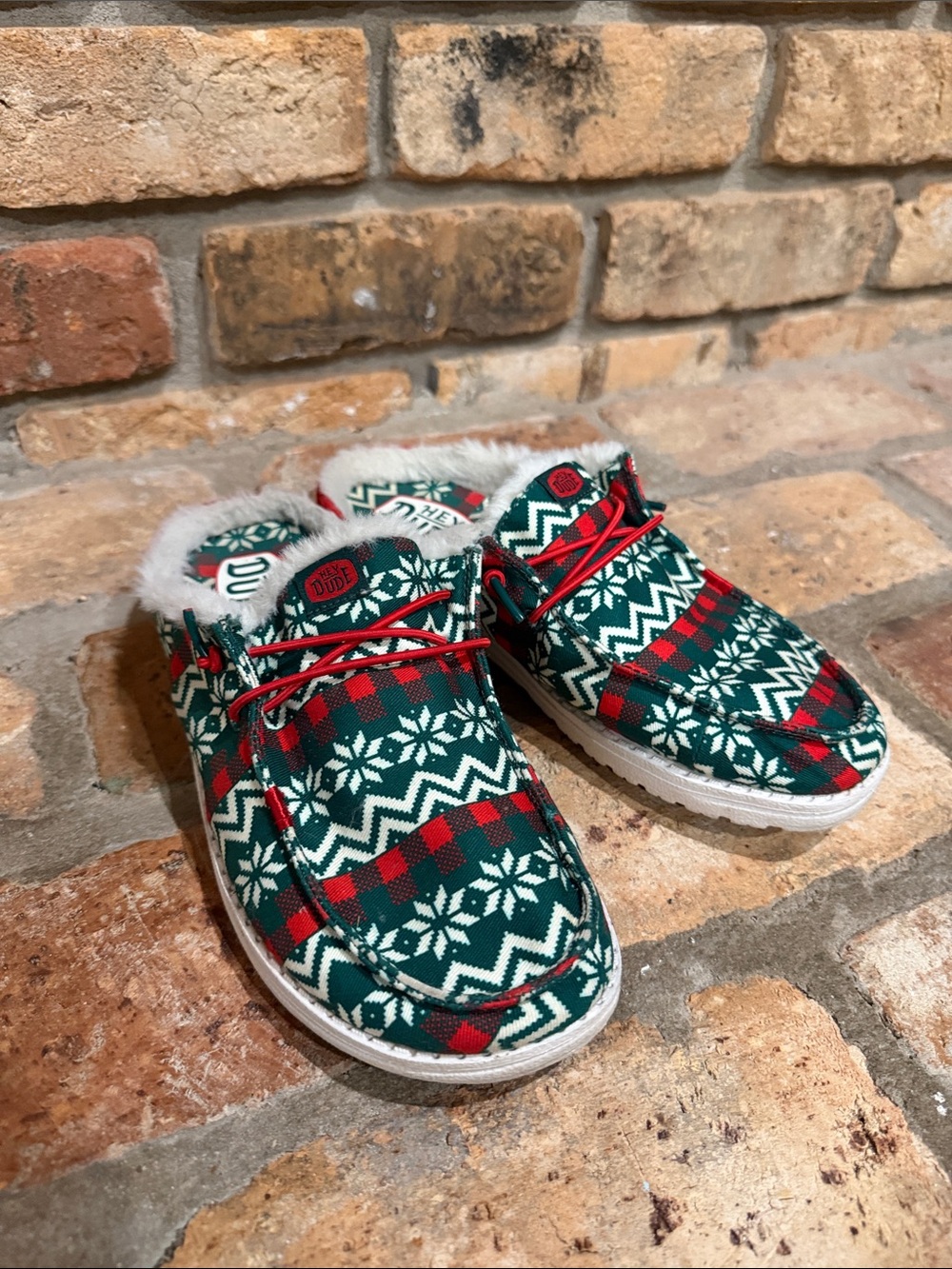 Hey Dude Wendy Festive Slip-On Shoes with Faux Fur Lining - Green/Red Sz 8